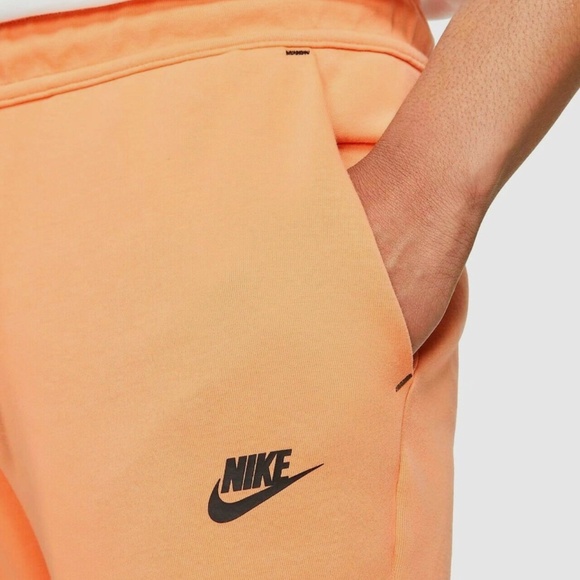 NIKE SPORTSWEAR TECH FLEECE PANTS - Picture 4 of 6